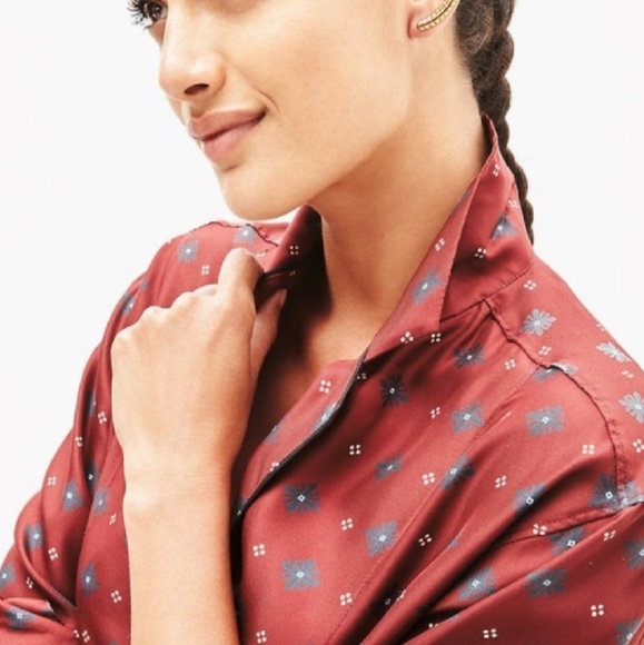 Stella and Dot Gilded Path Ear Climbers Earrings - Picture 3 of 4